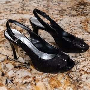 Women's Tahari black sequined 4 1/4" heel sling back pumps. Beautiful pre-owned